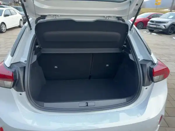 OPEL CORSA (13/15)