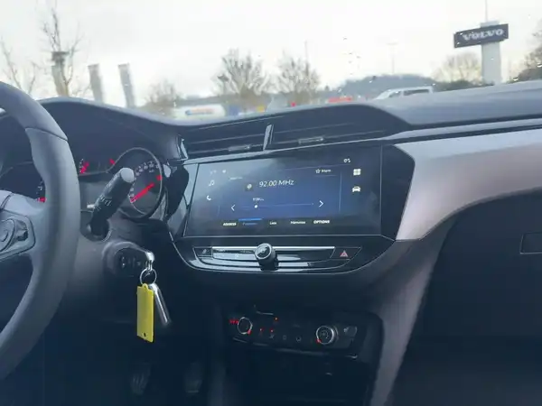 OPEL CORSA (10/15)
