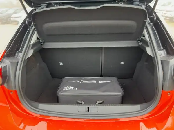 OPEL CORSA (13/15)