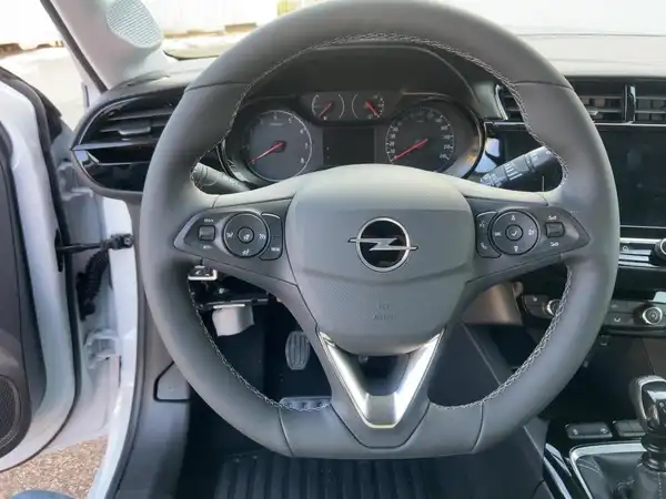 OPEL CORSA (9/15)