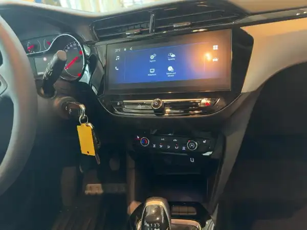 OPEL CORSA (10/15)