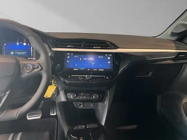 OPEL CORSA (15/19)