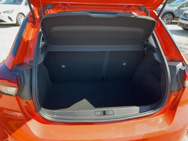 OPEL CORSA (13/15)