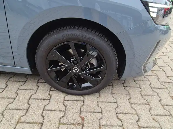 OPEL CORSA (7/15)
