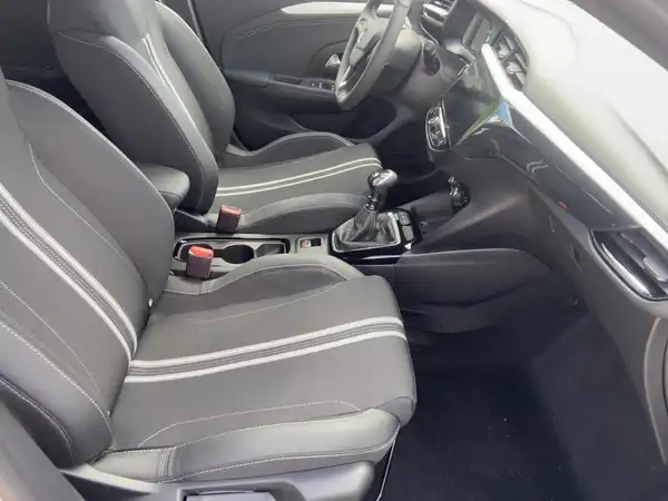 OPEL CORSA (10/15)