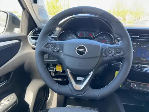OPEL CORSA (9/15)