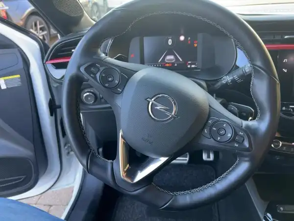 OPEL CORSA (9/15)