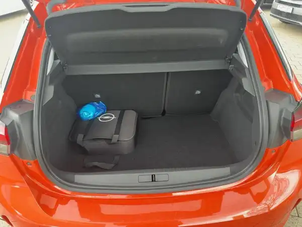 OPEL CORSA (13/15)