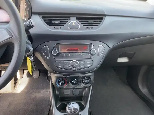 OPEL CORSA (10/15)