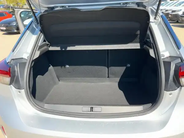OPEL CORSA (13/15)