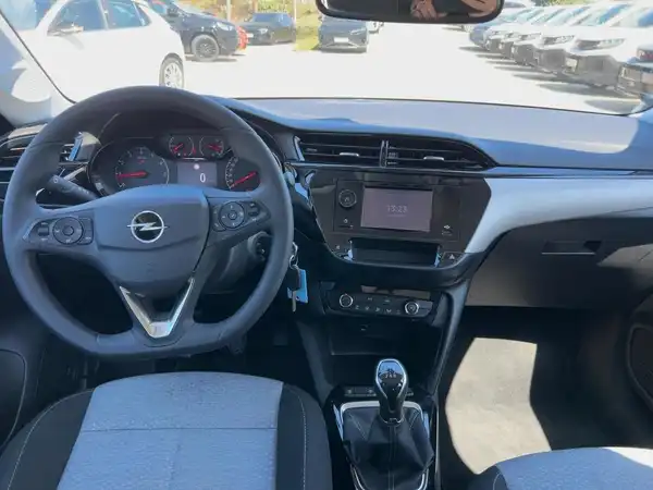 OPEL CORSA (8/15)
