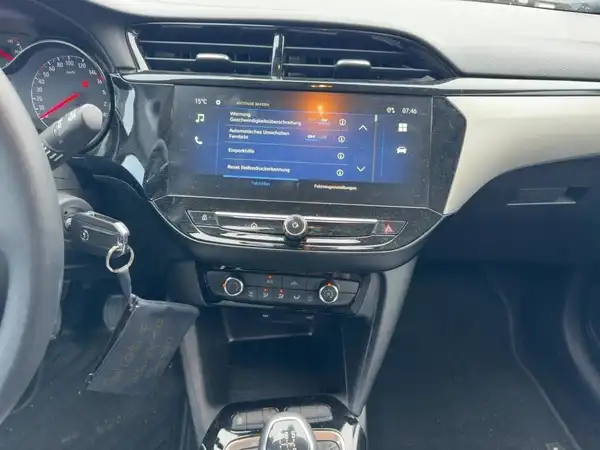 OPEL CORSA (10/15)