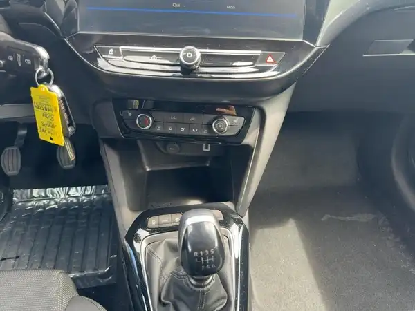 OPEL CORSA (10/15)