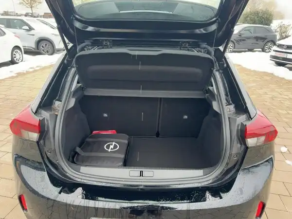 OPEL CORSA (13/15)
