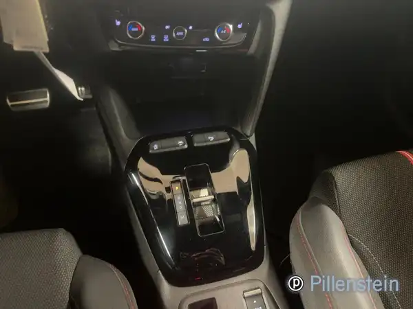 OPEL CORSA (13/16)