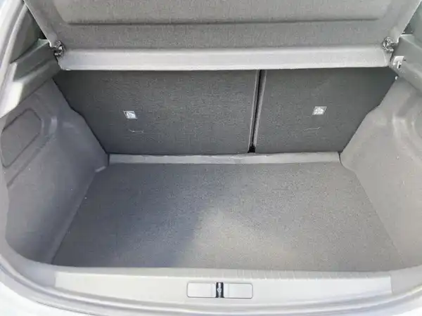 OPEL CORSA (13/15)