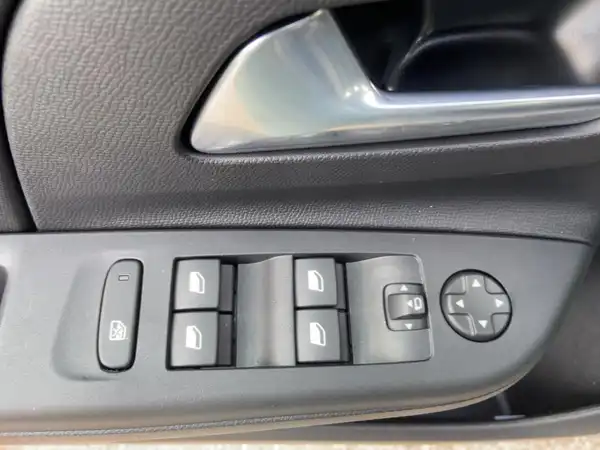 OPEL CORSA (14/15)