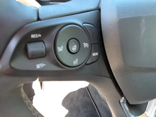 OPEL CORSA (14/15)