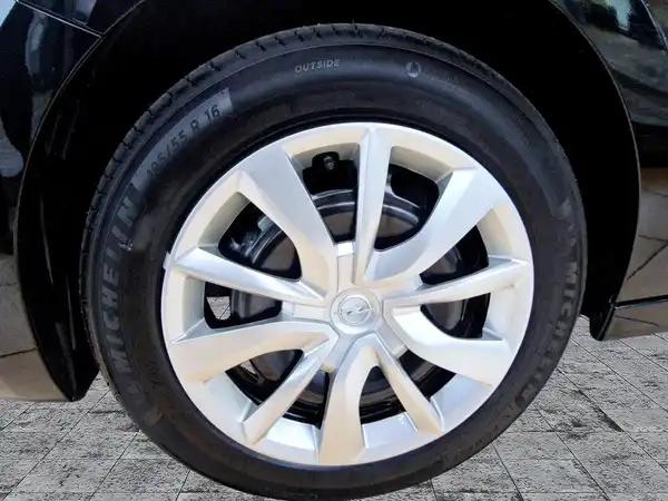 OPEL CORSA (4/15)