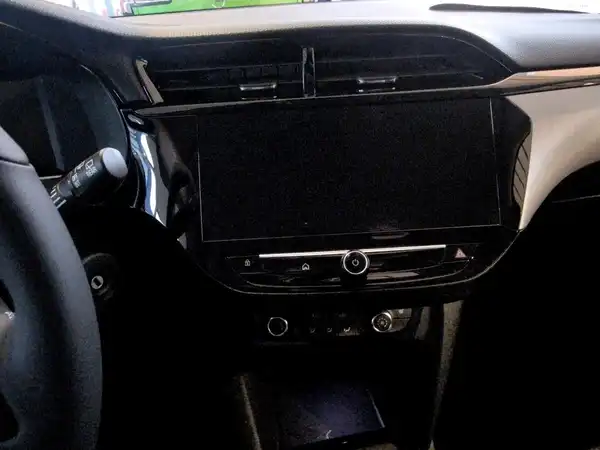 OPEL CORSA (9/15)