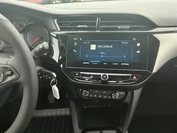 OPEL CORSA (10/15)