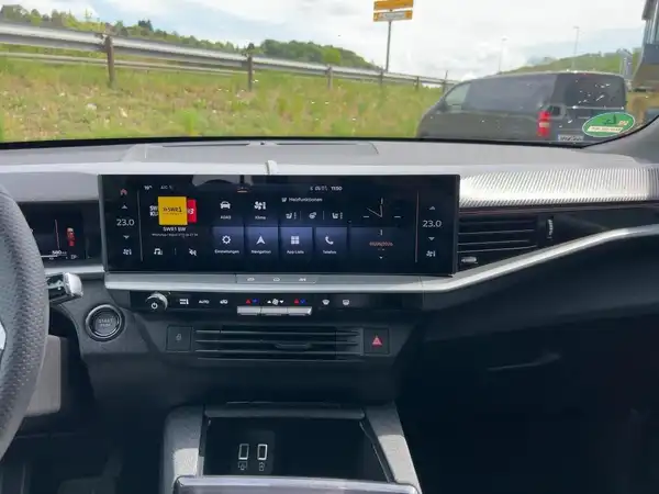 OPEL GRANDLAND GS (10/15)