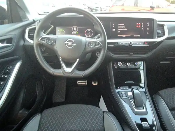 OPEL GRANDLAND GS (8/15)