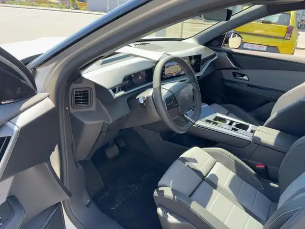 OPEL GRANDLAND GS (8/15)