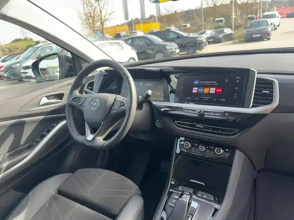 OPEL GRANDLAND (8/15)