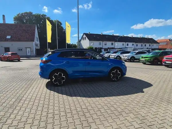 OPEL GRANDLAND (3/15)