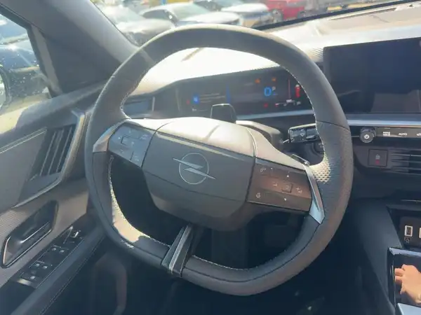 OPEL GRANDLAND GS (9/15)
