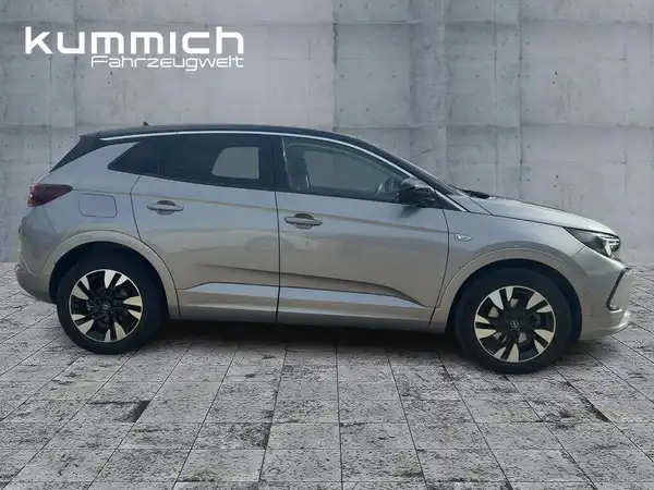 OPEL GRANDLAND (3/15)