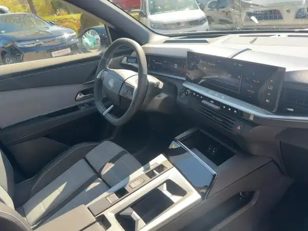 OPEL GRANDLAND (8/15)