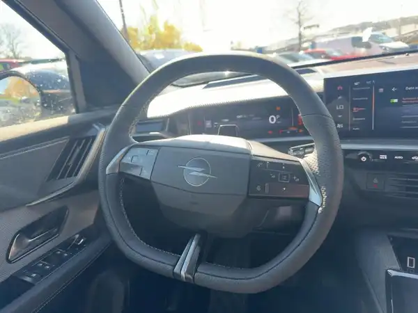 OPEL GRANDLAND (9/15)