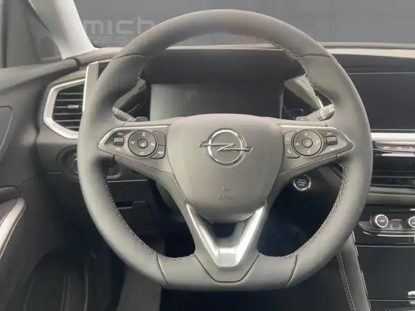 OPEL GRANDLAND (9/15)
