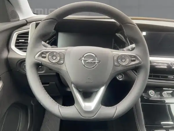OPEL GRANDLAND (9/15)