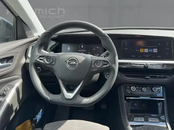 OPEL GRANDLAND (9/15)