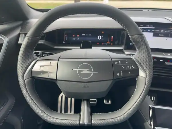 OPEL GRANDLAND (9/15)