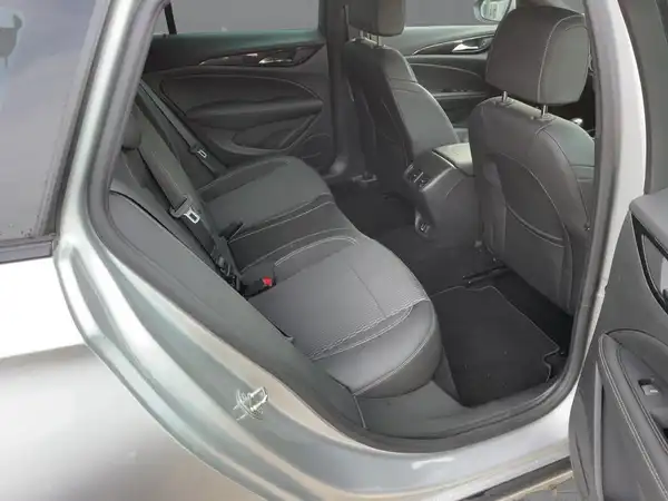 OPEL INSIGNIA (11/15)
