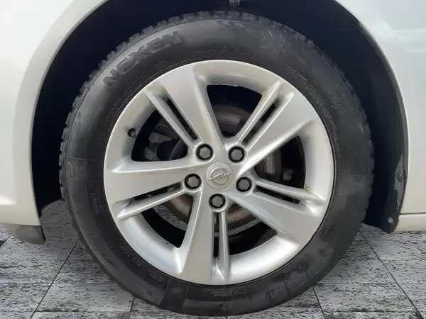 OPEL INSIGNIA (6/15)