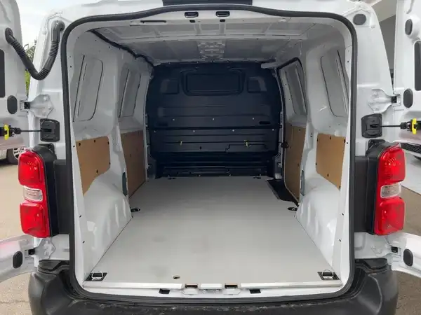 OPEL VIVARO (13/15)