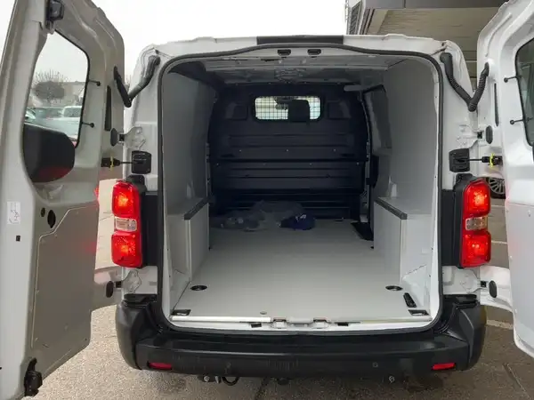 OPEL VIVARO (14/15)