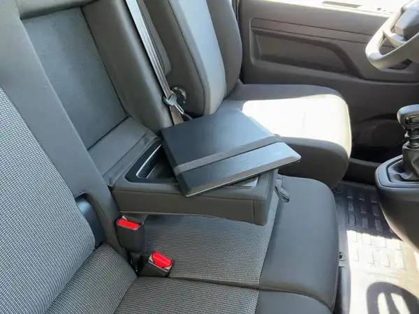 OPEL VIVARO (7/14)