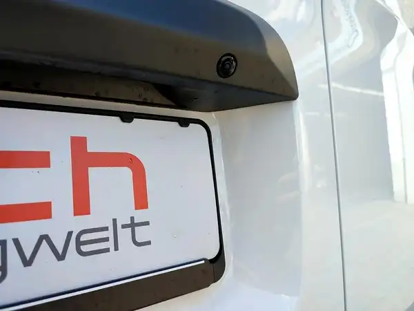 OPEL VIVARO (14/15)