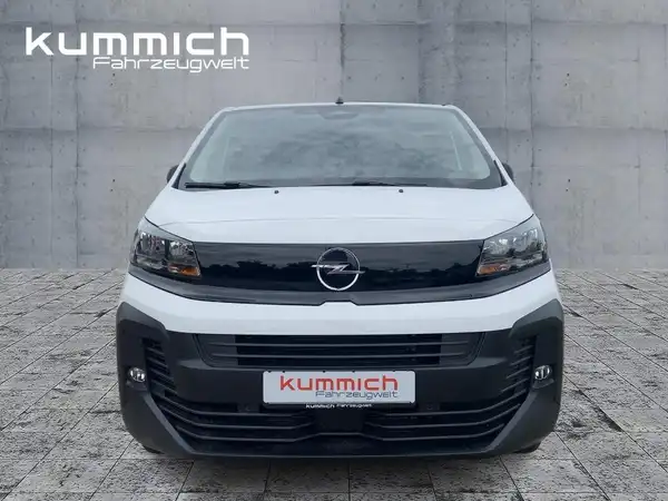 OPEL VIVARO (2/15)