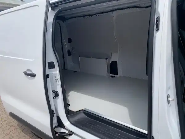 OPEL VIVARO (12/15)