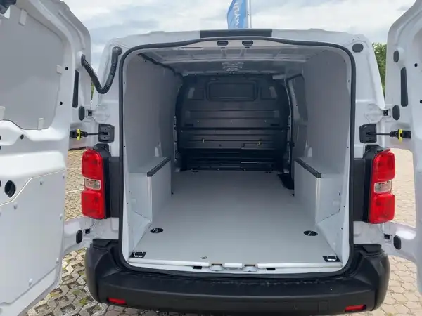 OPEL VIVARO (13/15)