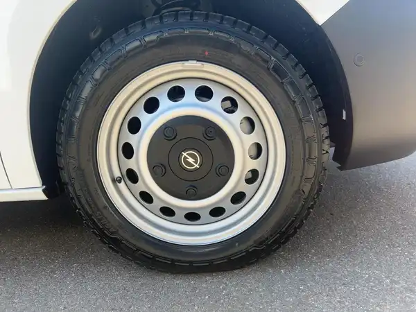 OPEL VIVARO (6/15)