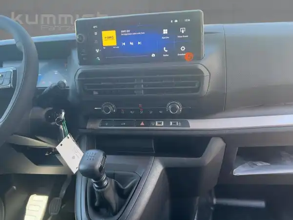 OPEL VIVARO (9/15)