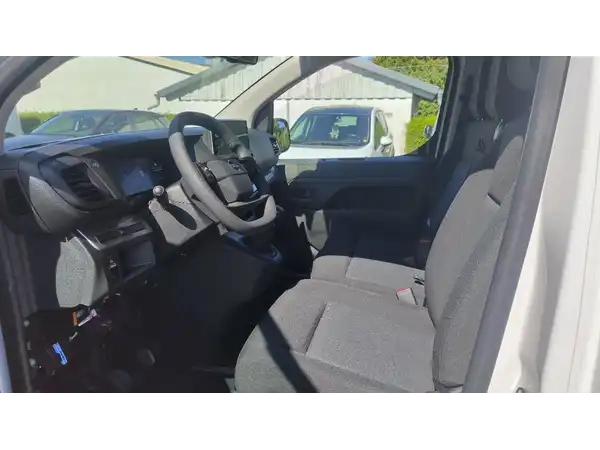 OPEL VIVARO (9/13)